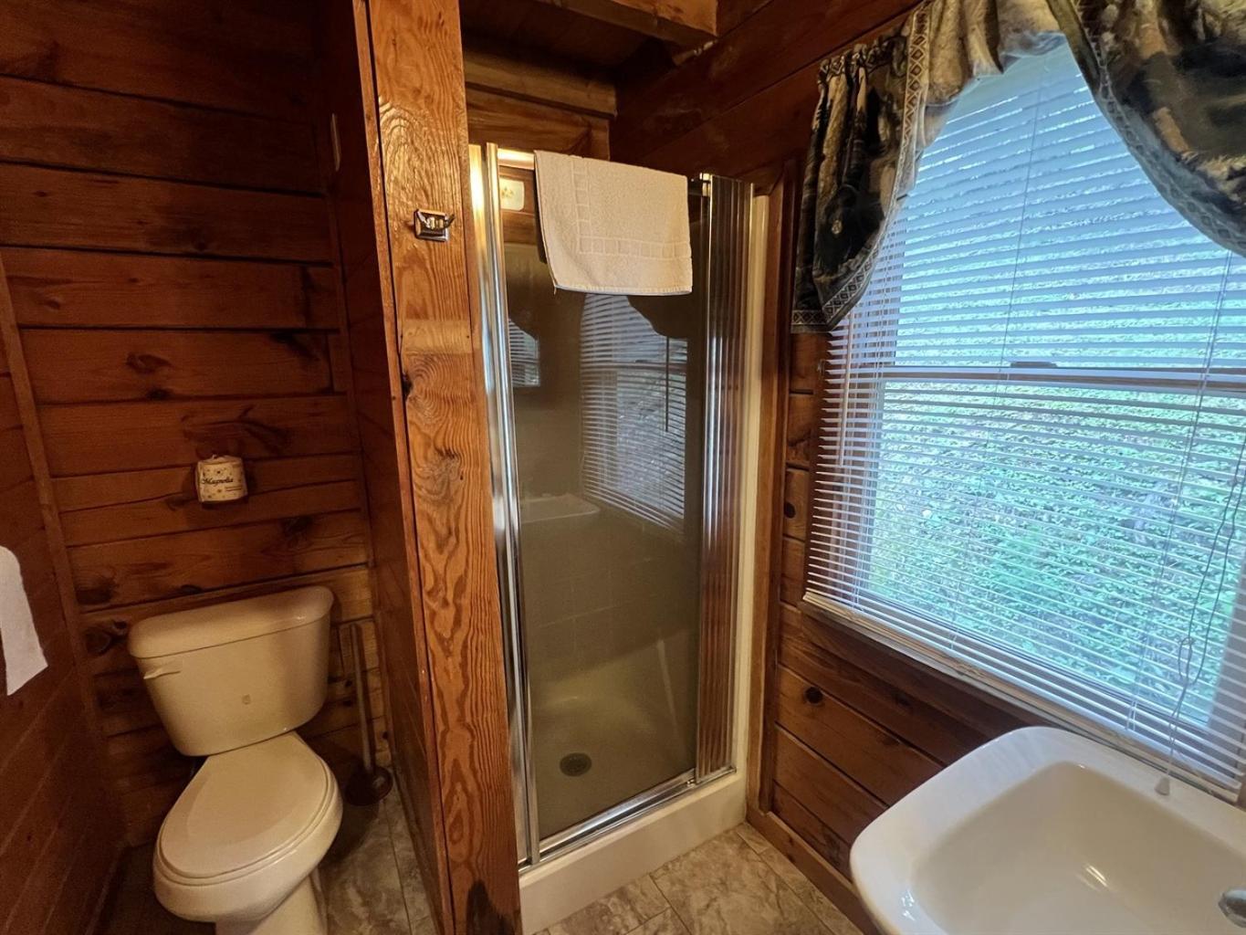 פיג'ן פורג' Cozy Cabin With Breathtaking Views Near Dollywood מראה חיצוני תמונה